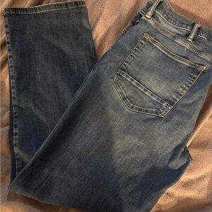 Arizona Jean Co. Men's Blue Straight Leg Jeans